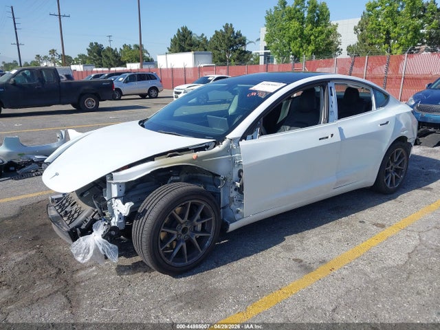 2022 Tesla Model 3 Rear-wheel Drive მანქანა იყიდება აუქციონზე, vin: 5YJ3E1EA6NF376779, აუქციონის ნომერი: 44985007
