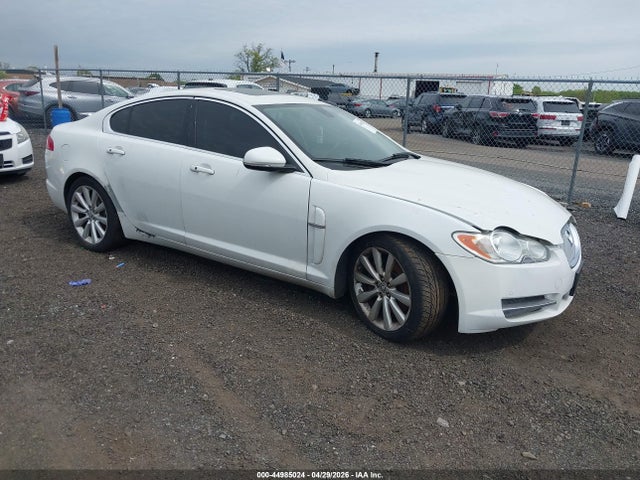 Auction sale of the 2011 Jaguar Xf Premium, vin: SAJWA0GB3BLR85671, lot number: 44985024