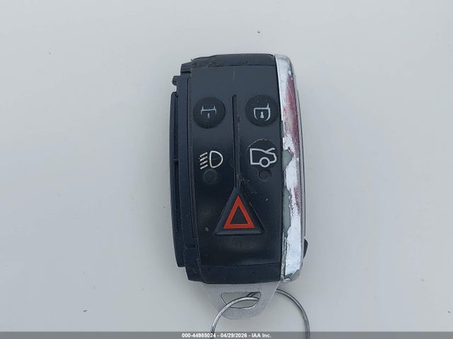 Auction sale of the 2011 Jaguar Xf Premium, vin: SAJWA0GB3BLR85671, lot number: 44985024