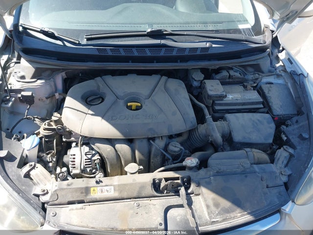 5NPDH4AE3GH707103 Hyundai ELANTRA SE