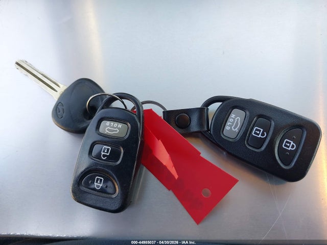 5NPDH4AE3GH707103 Hyundai ELANTRA SE