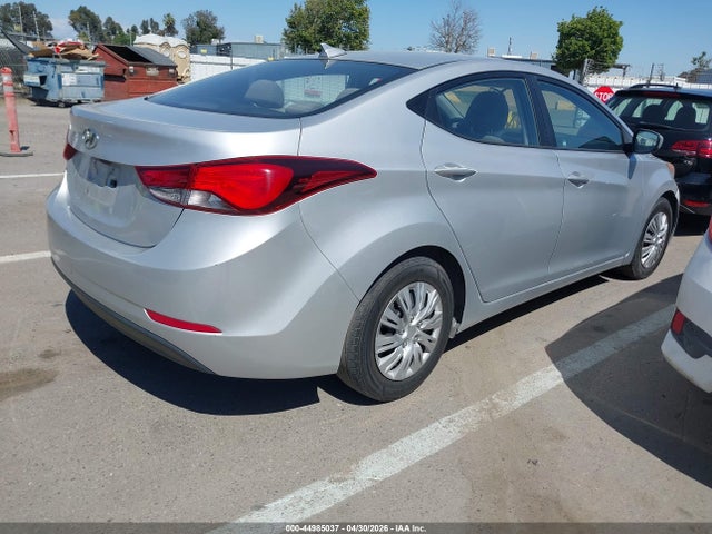 5NPDH4AE3GH707103 Hyundai ELANTRA SE