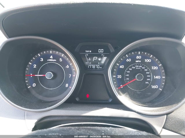 5NPDH4AE3GH707103 Hyundai ELANTRA SE