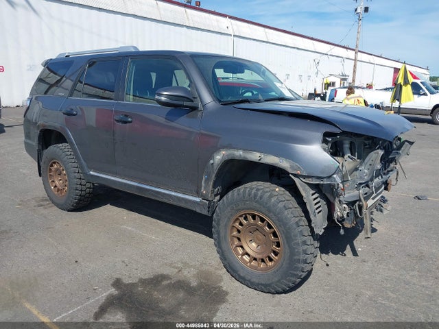 44985043 :رقم المزاد ، JTEBU5JR3G5297667 vin ، 2016 Toyota 4runner Sr5 مزاد بيع