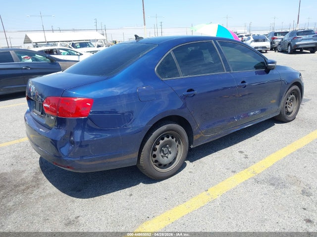 3VWD17AJ5EM406145 Volkswagen Jetta 1.8t Se