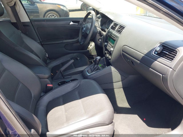 3VWD17AJ5EM406145 Volkswagen Jetta 1.8t Se
