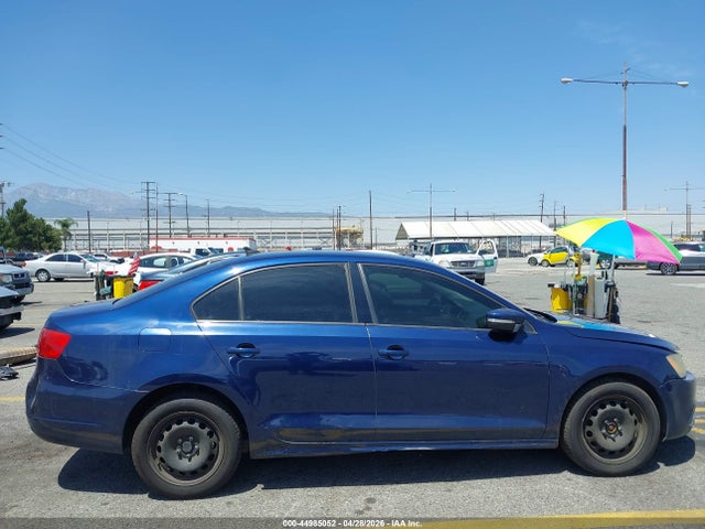 3VWD17AJ5EM406145 Volkswagen Jetta 1.8t Se