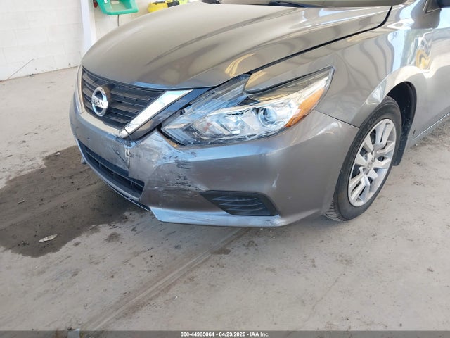 2016 Nissan Altima 2.5 S მანქანა იყიდება აუქციონზე, vin: 1N4AL3AP2GC160663, აუქციონის ნომერი: 44985064