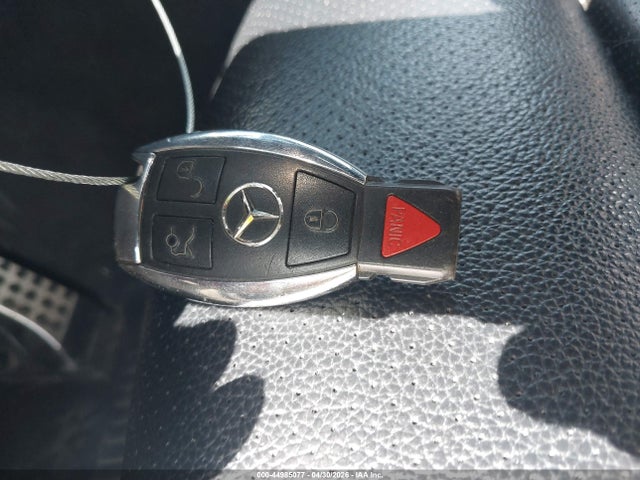 Aukcja sprzedaży 2015 Mercedes-benz C 300 Sport 4matic, vin: 55SWF4KB9FU032341, numer aukcji: 44985077