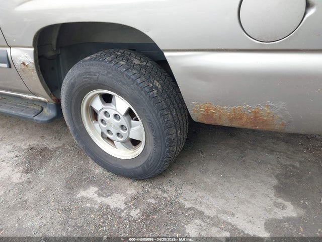 Aukcja sprzedaży 2002 Chevrolet Suburban 1500 Ls, vin: 3GNFK16ZX2G247631, numer aukcji: 44985086