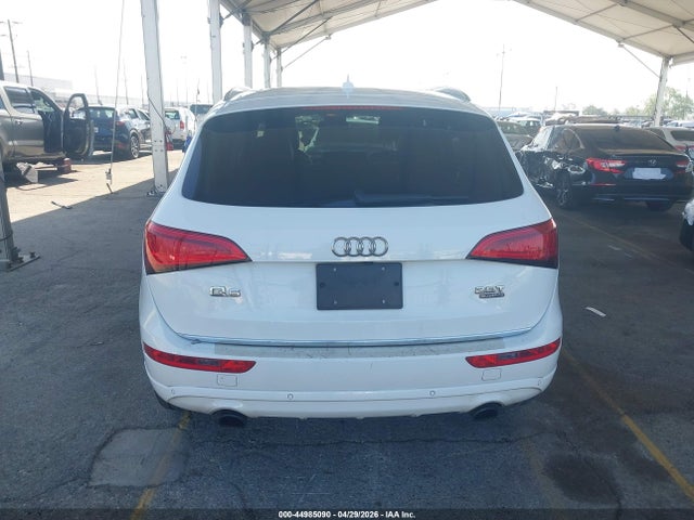 WA1C2AFP0HA098755 Audi Q5 2.0t Premium