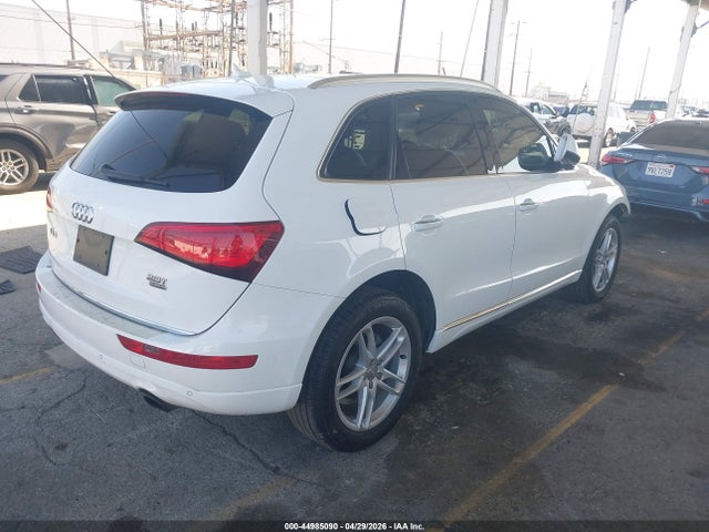 WA1C2AFP0HA098755 Audi Q5 2.0t Premium
