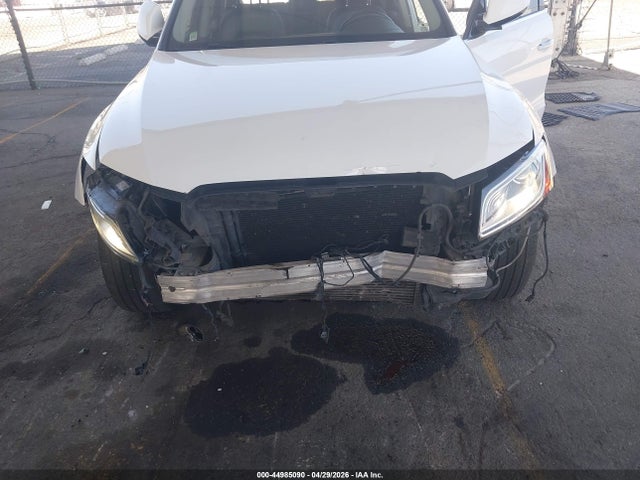 WA1C2AFP0HA098755 Audi Q5 2.0t Premium