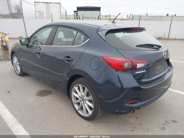 3MZBN1L71HM141674 Mazda Mazda3 Touring