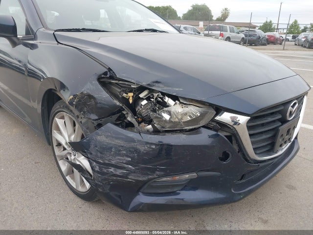 3MZBN1L71HM141674 Mazda Mazda3 Touring