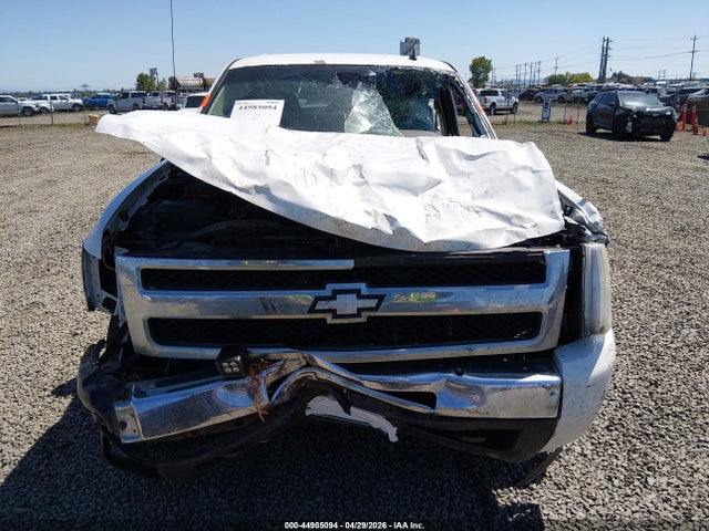 2011 Chevrolet Silverado 1500 Lt მანქანა იყიდება აუქციონზე, vin: 3GCPKSE31BG377992, აუქციონის ნომერი: 44985094