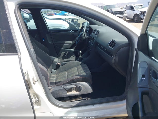 2013 Volkswagen Gti 4-door მანქანა იყიდება აუქციონზე, vin: WVWGD7AJ3DW062207, აუქციონის ნომერი: 44985097