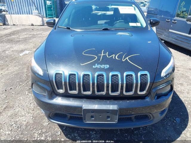 Продажа на аукционе авто 2016 Jeep Cherokee Latitude, vin: 1C4PJLCB6GW325284, номер лота: 44985109