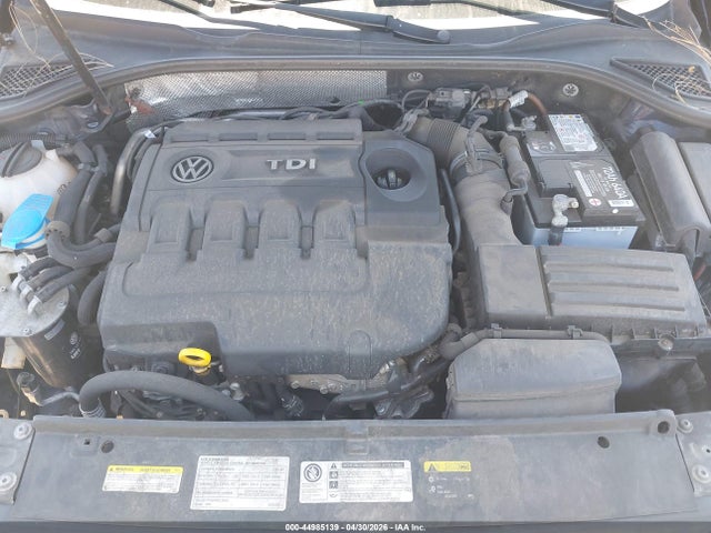 Продажа на аукционе авто 2015 Volkswagen Passat 2.0l Tdi Se, vin: 1VWBV7A33FC052089, номер лота: 44985139