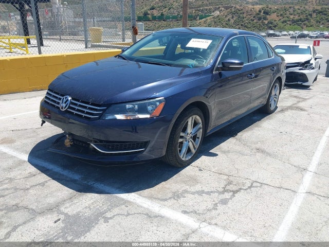 Продажа на аукционе авто 2015 Volkswagen Passat 2.0l Tdi Se, vin: 1VWBV7A33FC052089, номер лота: 44985139