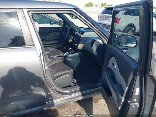 KNDJN2A26H7476614 KIA Soul