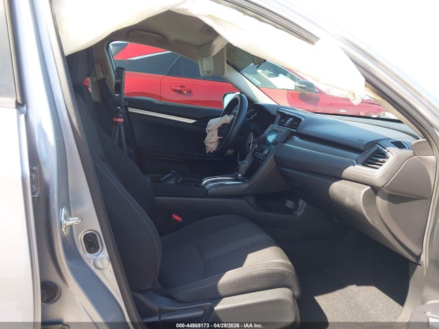 Honda Civic Lx 2018 2HGFC2F5XJH552216 Image 5
