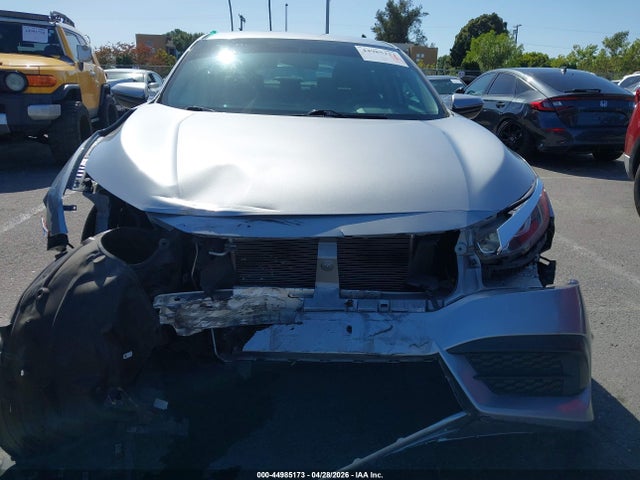 Honda Civic Lx 2018 2HGFC2F5XJH552216 Image 6