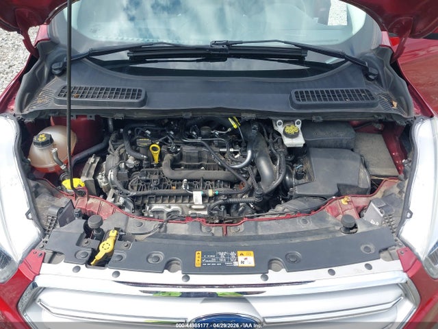 1FMCU9HD5KUA01505 Ford ESCAPE SEL