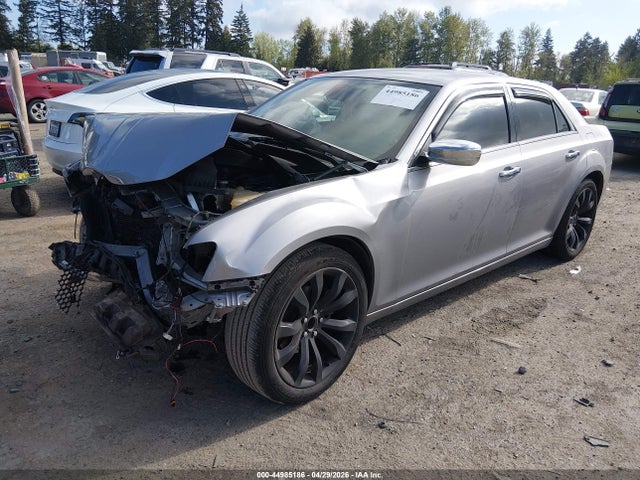 Chrysler 300 Limited 2018 2C3CCAEG0JH167850 Image 2