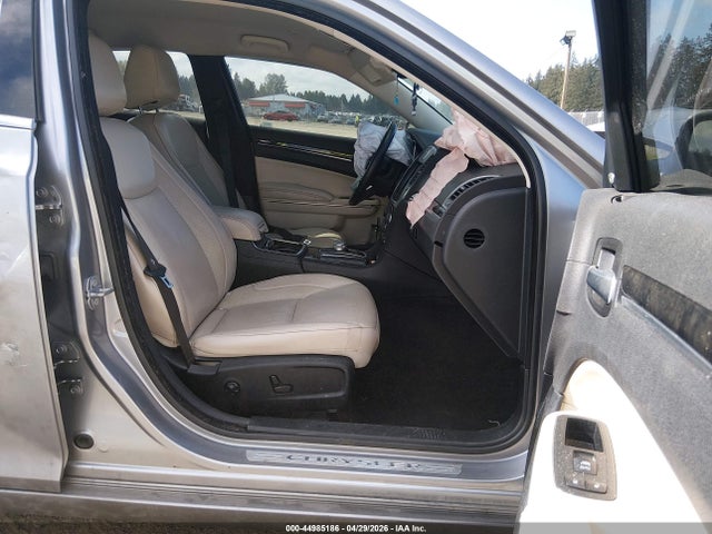 Chrysler 300 Limited 2018 2C3CCAEG0JH167850 Image 5