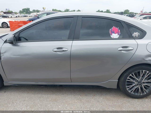 2023 Kia Forte Gt-line მანქანა იყიდება აუქციონზე, vin: 3KPF54AD7PE593085, აუქციონის ნომერი: 44985196