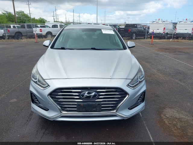 Hyundai Sonata Hybrid Se 2018 KMHE24L31JA084141 Image 12