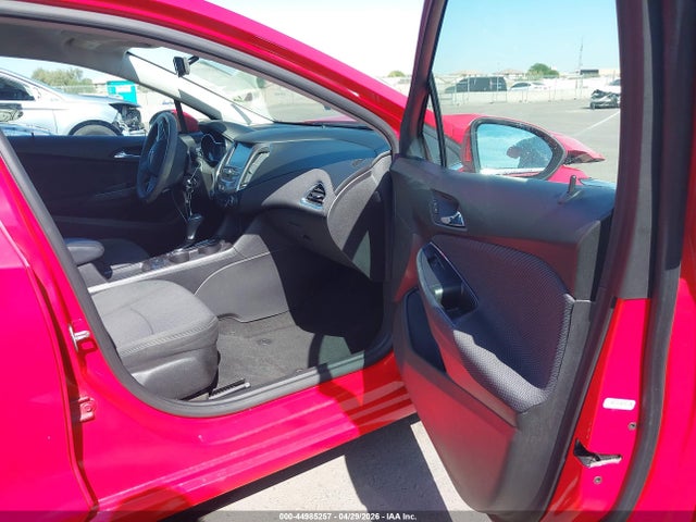 1G1BE5SMXH7167257 Chevrolet Cruze Lt Auto
