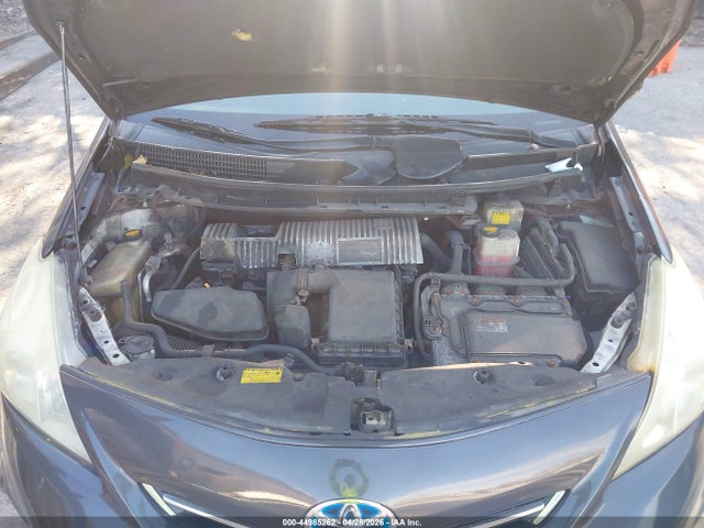 Продажа на аукционе авто 2013 Toyota Prius V Three, vin: JTDZN3EU2D3195352, номер лота: 44985262