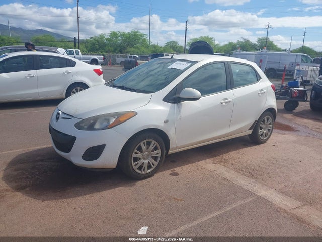 Mazda Mazda2 Sport 2014 JM1DE1KY3E0181601 Image 2