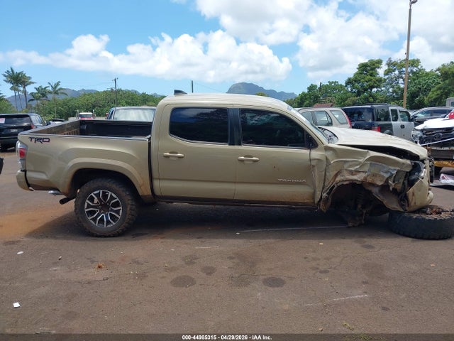 44985315 :رقم المزاد ، 5TFCZ5AN7LX224694 vin ، 2020 Toyota Tacoma Sr5 V6 مزاد بيع