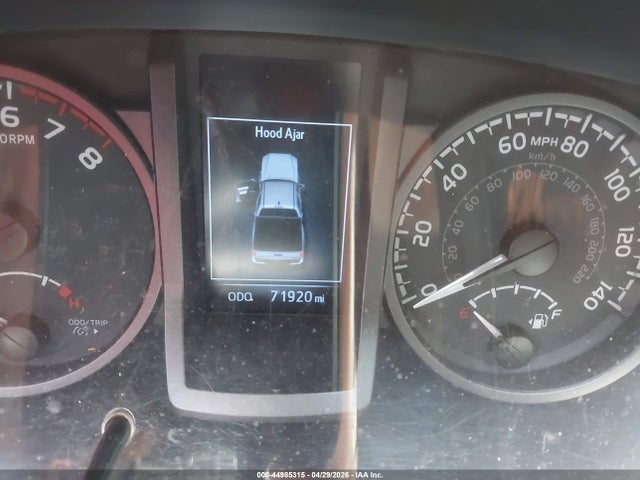 44985315 :رقم المزاد ، 5TFCZ5AN7LX224694 vin ، 2020 Toyota Tacoma Sr5 V6 مزاد بيع