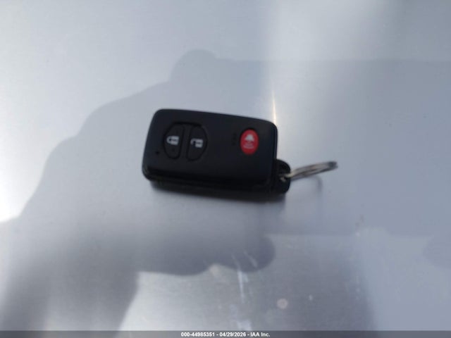 44985351 :رقم المزاد ، JTDKN3DU8A0179883 vin ، 2010 Toyota Prius Iii مزاد بيع