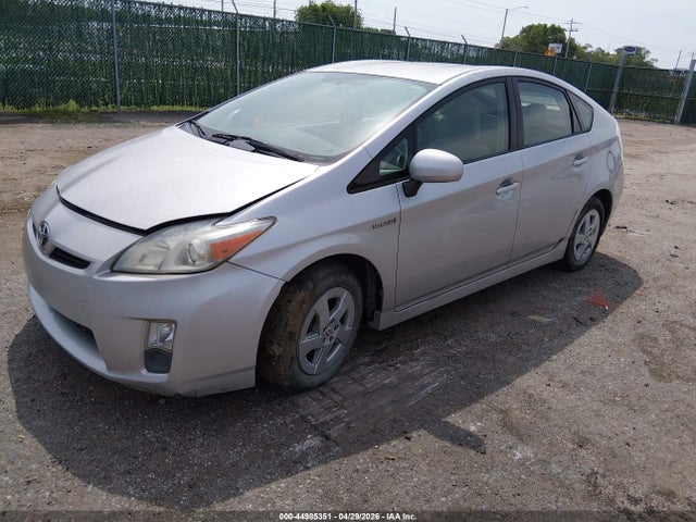 44985351 :رقم المزاد ، JTDKN3DU8A0179883 vin ، 2010 Toyota Prius Iii مزاد بيع