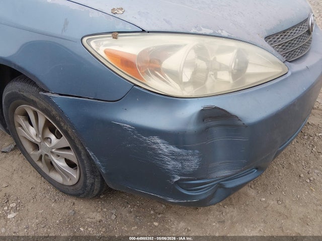 2004 Toyota Camry Le V6 მანქანა იყიდება აუქციონზე, vin: 4T1BF32K94U589468, აუქციონის ნომერი: 44985352