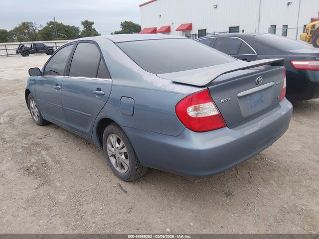 2004 Toyota Camry Le V6 მანქანა იყიდება აუქციონზე, vin: 4T1BF32K94U589468, აუქციონის ნომერი: 44985352