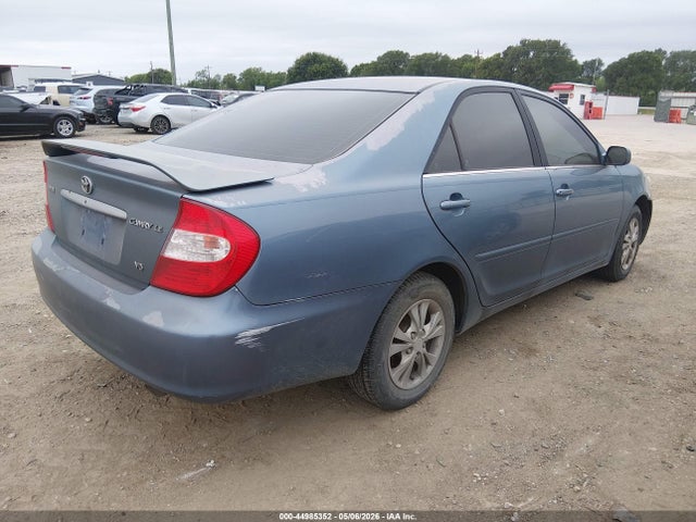 2004 Toyota Camry Le V6 მანქანა იყიდება აუქციონზე, vin: 4T1BF32K94U589468, აუქციონის ნომერი: 44985352