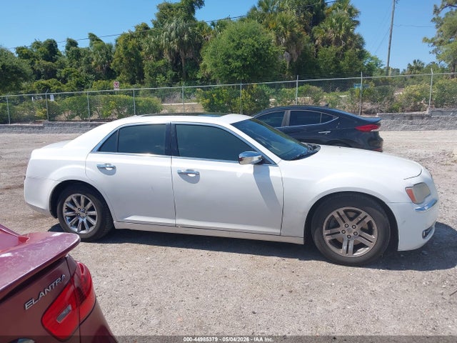44985379 :رقم المزاد ، 2C3CCAET3EH382982 vin ، 2014 Chrysler 300c مزاد بيع