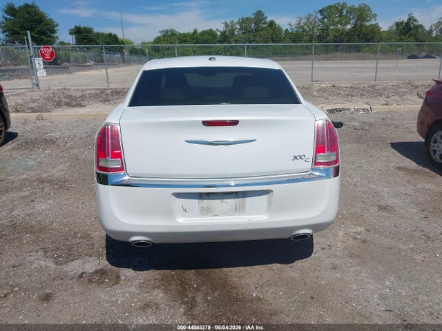 44985379 :رقم المزاد ، 2C3CCAET3EH382982 vin ، 2014 Chrysler 300c مزاد بيع