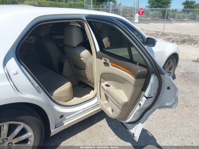 44985379 :رقم المزاد ، 2C3CCAET3EH382982 vin ، 2014 Chrysler 300c مزاد بيع