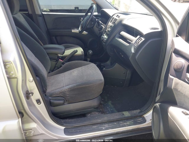 Auction sale of the 2005 Kia Sportage Ex V6/lx V6, vin: KNDJE723957068253, lot number: 44985394