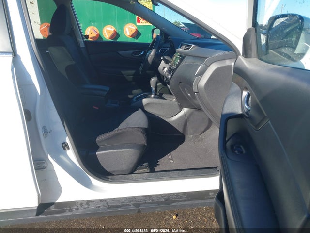 2014 Nissan Rogue Sv მანქანა იყიდება აუქციონზე, vin: 5N1AT2ML7EC796565, აუქციონის ნომერი: 44985483