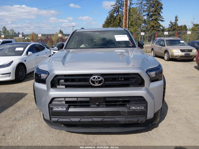 Toyota 4RUNNER SR5 2026 JTEVA5BR2T5096857 Image 12