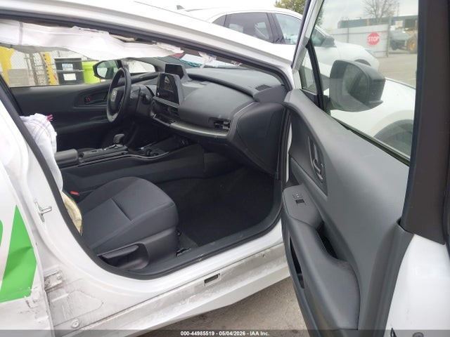JTDACAAU6R3039030 Toyota Prius Le