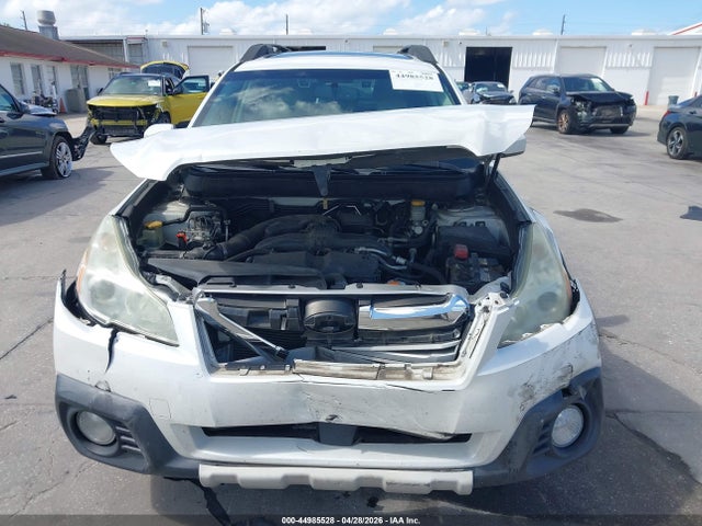 44985528 :رقم المزاد ، 4S4BRBPC8D3298226 vin ، 2013 Subaru Outback 2.5i Limited مزاد بيع